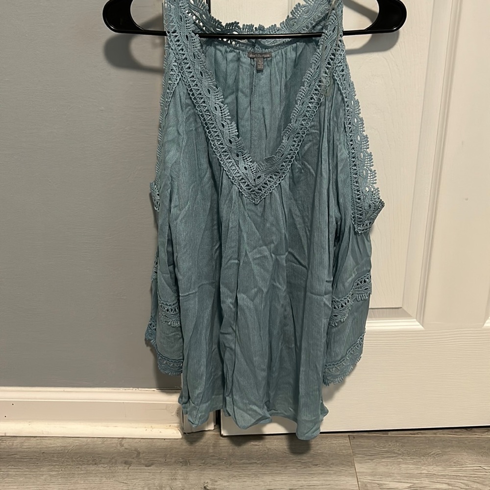 Women’s Cold Shoulder Blouse